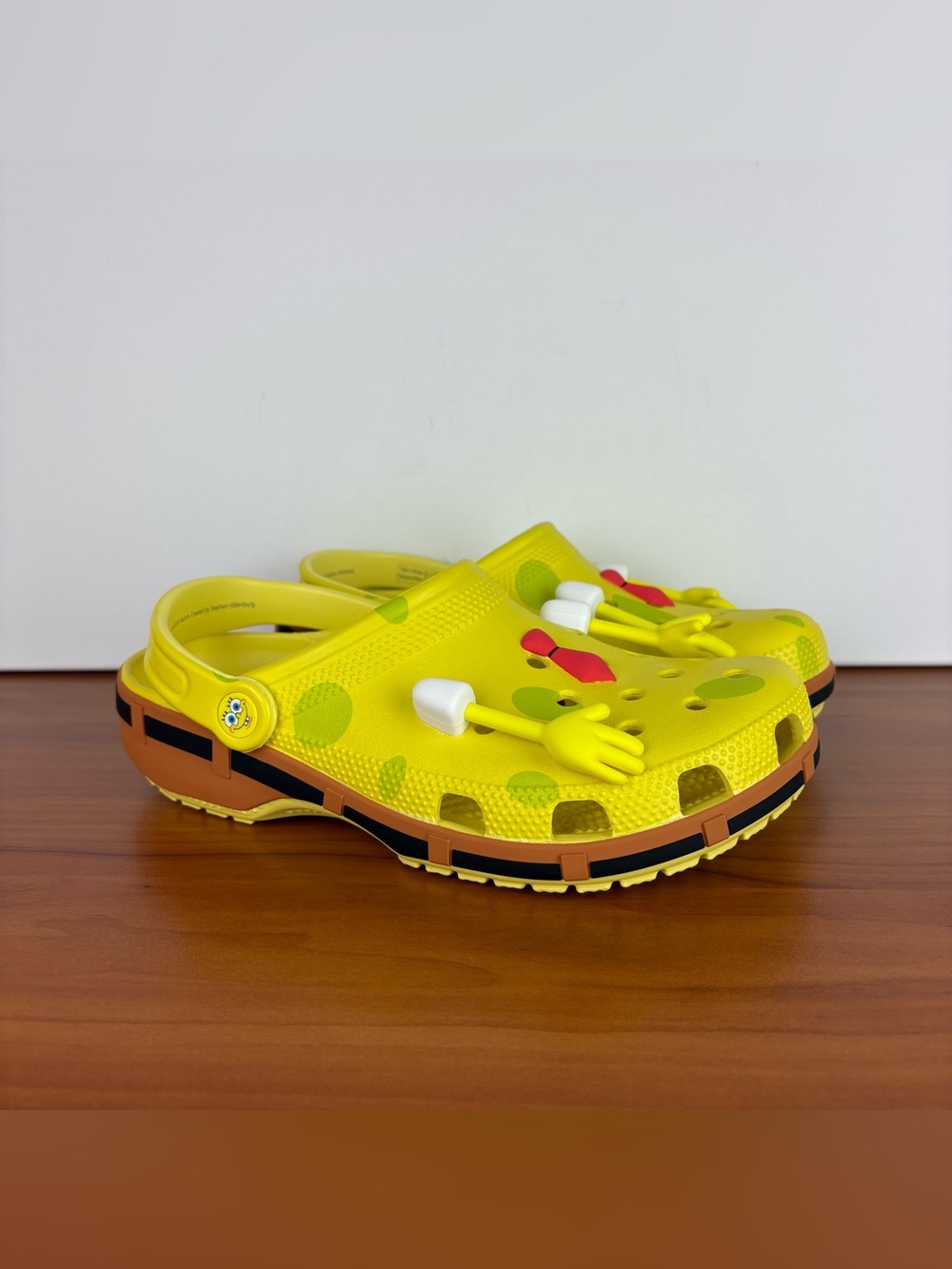 Crocs Classic Clog x SpongeBob SquarePants
